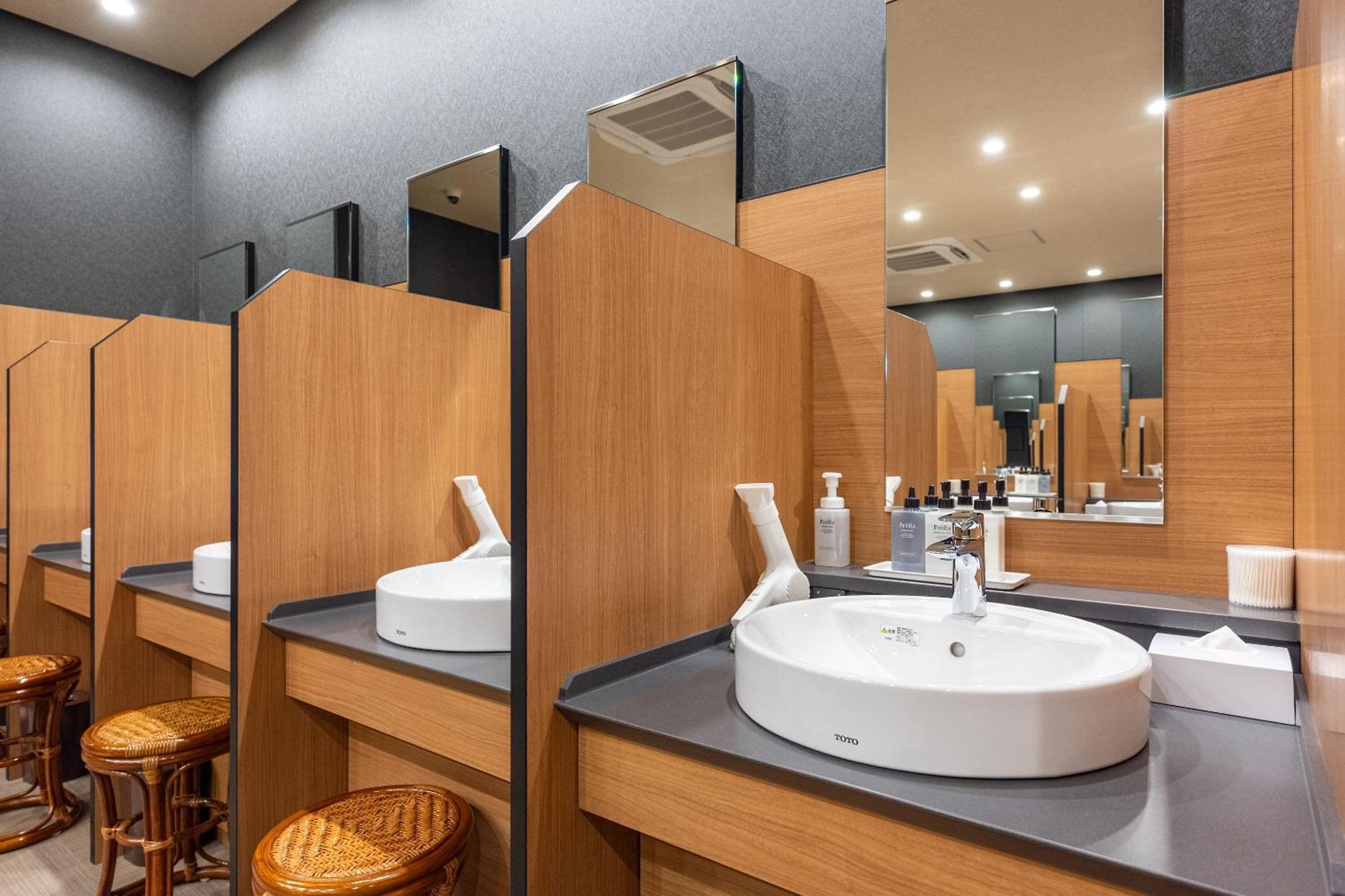 Tokyo Toyosu Manyo Club酒店 外观 照片